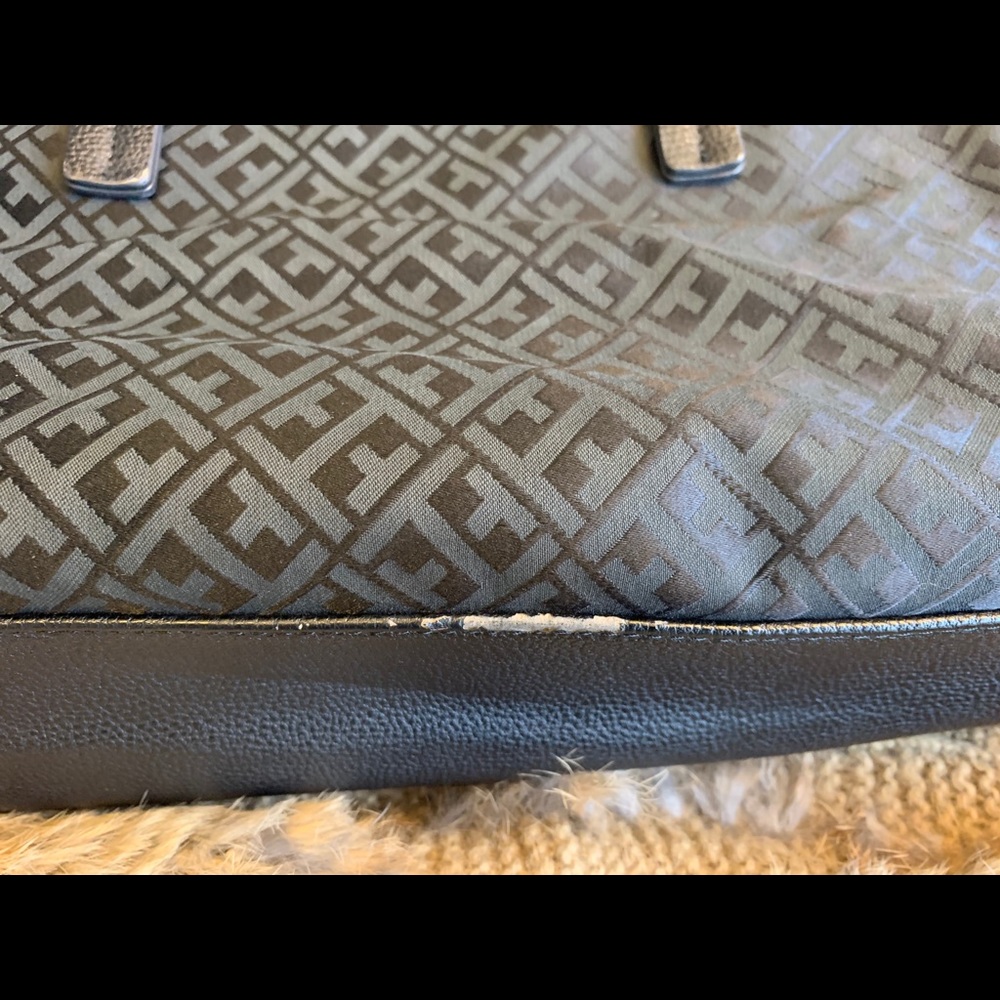 Shoulder Bag - Picture 6 of 13